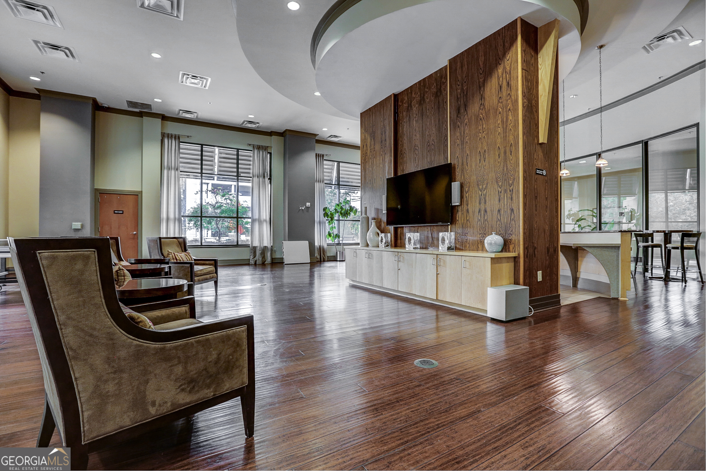 3040 Peachtree Road Atlanta GA 30305