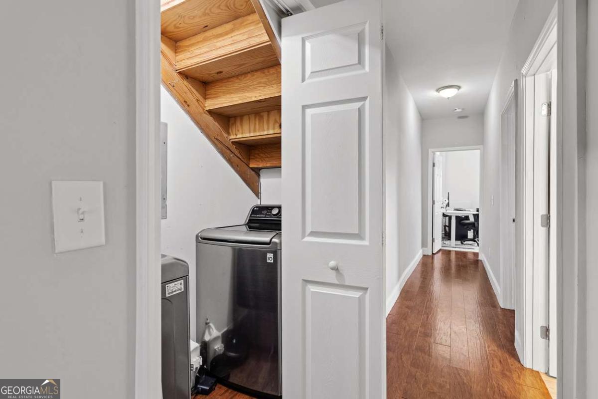 1387 Avon Avenue SW Atlanta GA 30310