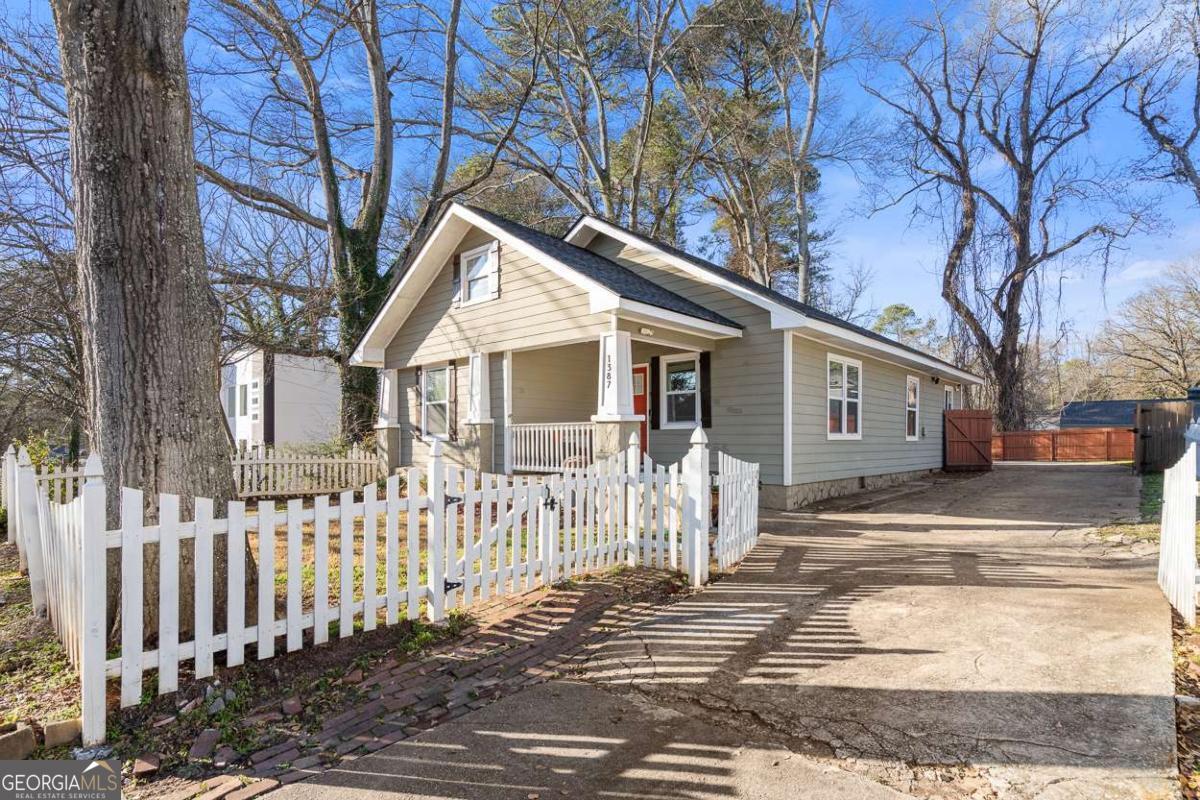 1387 Avon Avenue SW Atlanta GA 30310