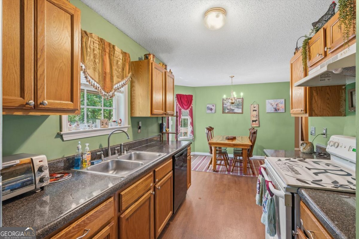 147 Park Heights Street Buchanan GA 30113