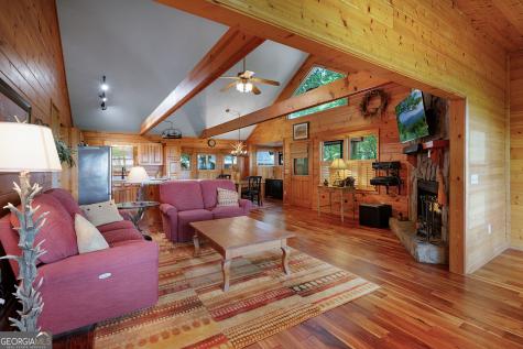 1189 Walnut Ridge Ellijay GA 30536