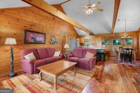 1189 Walnut Ridge Ellijay GA 30536