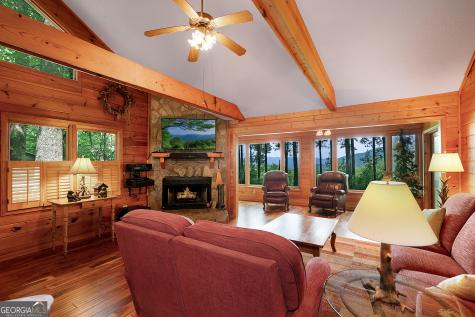 1189 Walnut Ridge Ellijay GA 30536