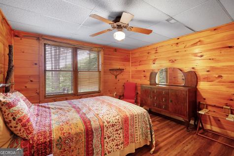 1189 Walnut Ridge Ellijay GA 30536