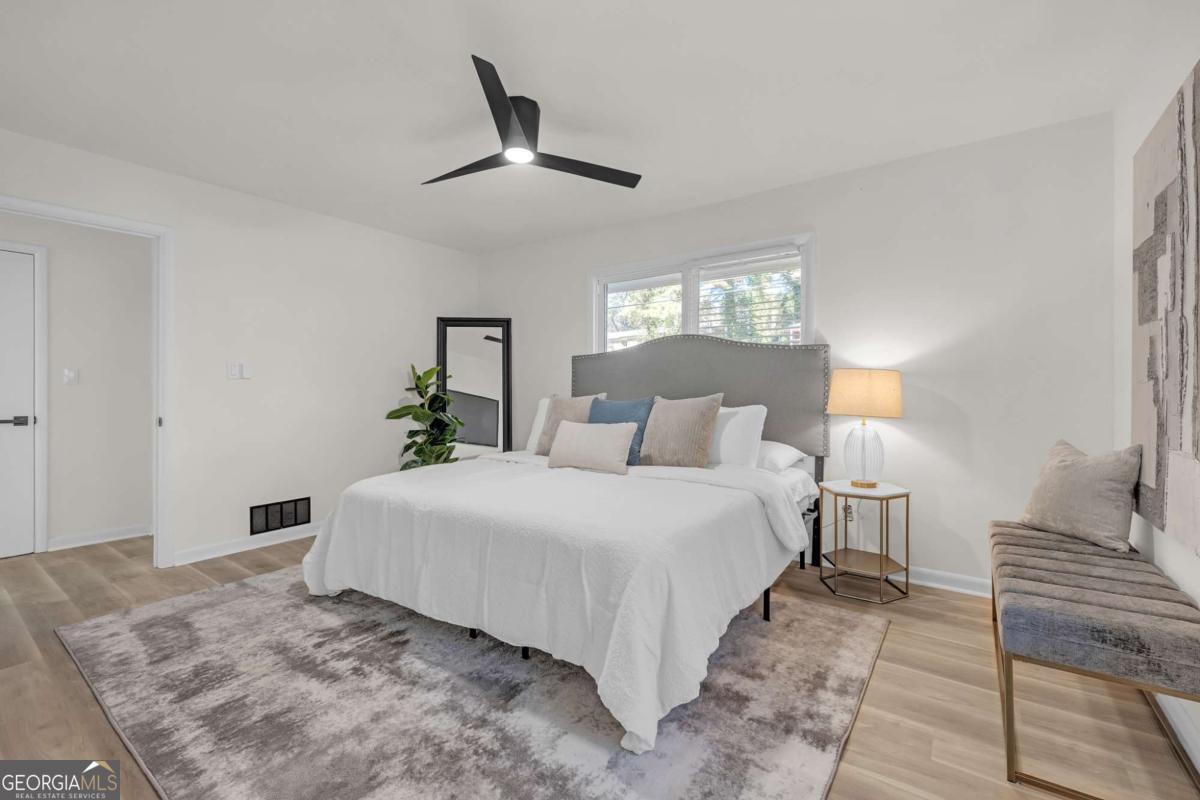 2418 Meadow Lark Drive East Point GA 30344
