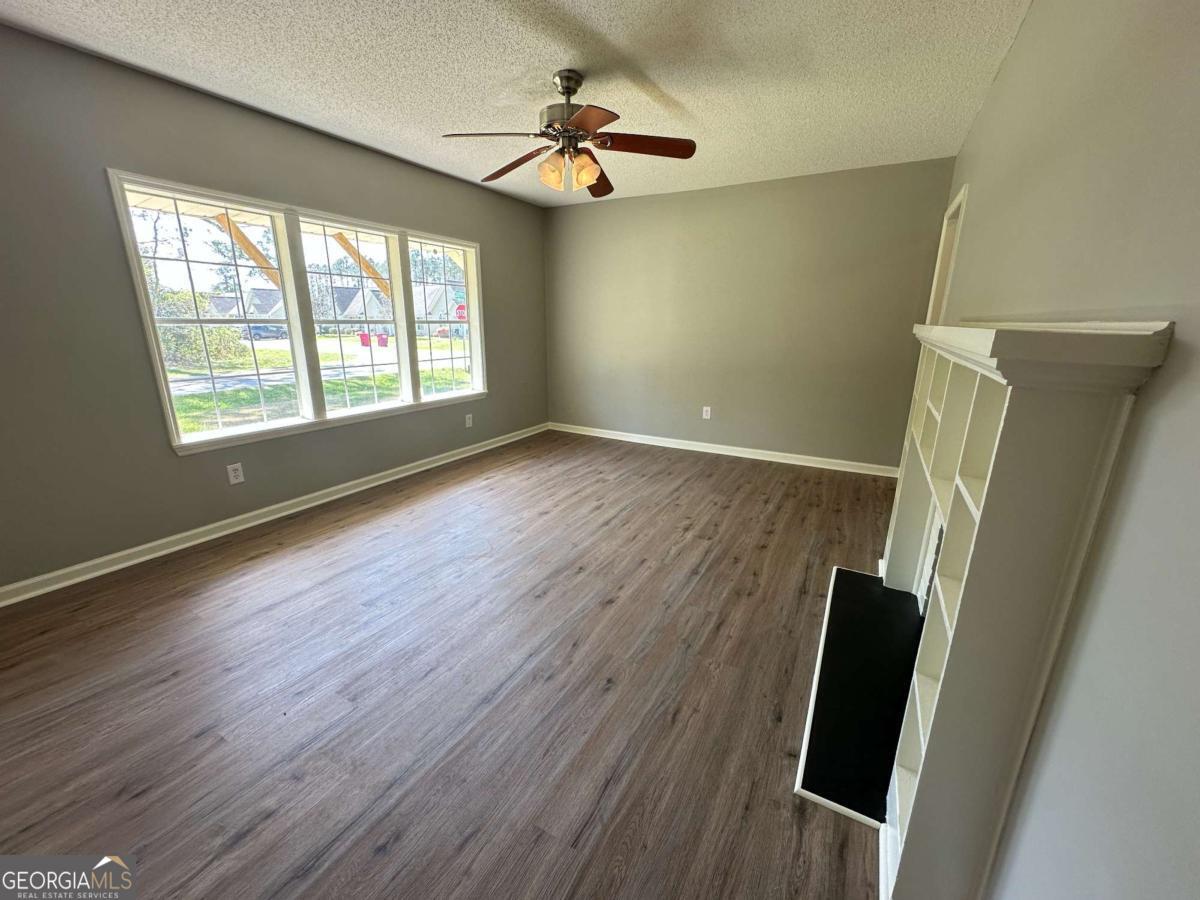 11 Pendleton Street Baxley GA 31513