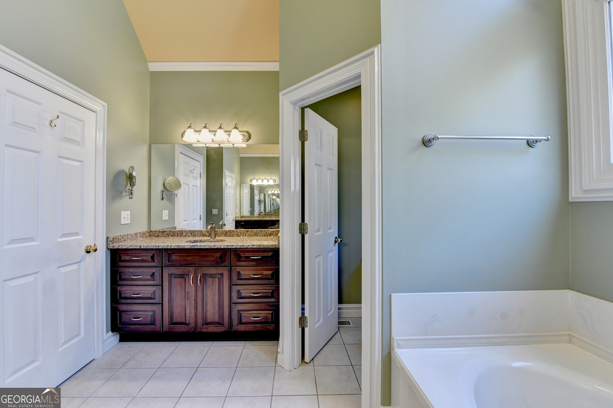 60 Hickory Hill Drive Oxford GA 30054
