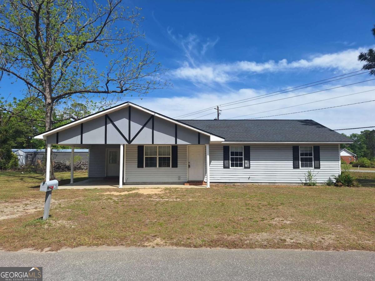 37 Faison Street Baxley GA 31513