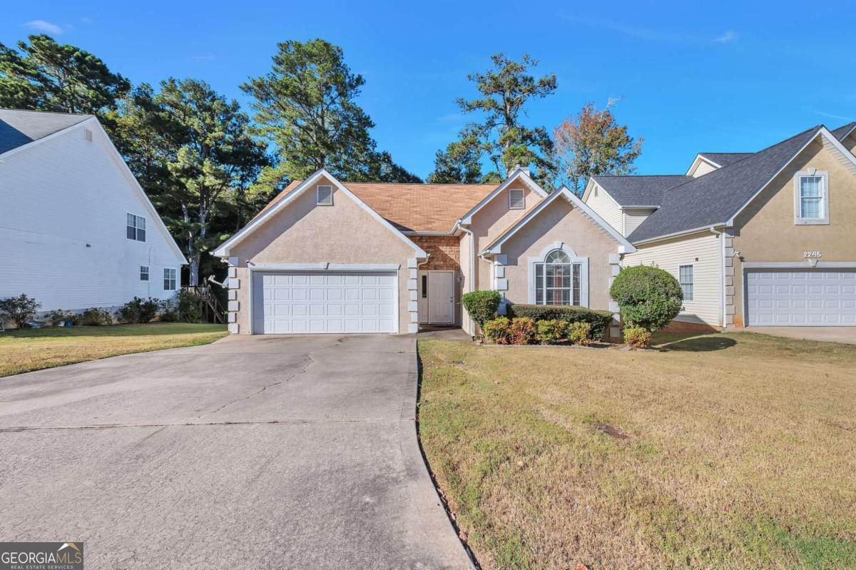 2255 Lake Royale Drive Riverdale GA 30296