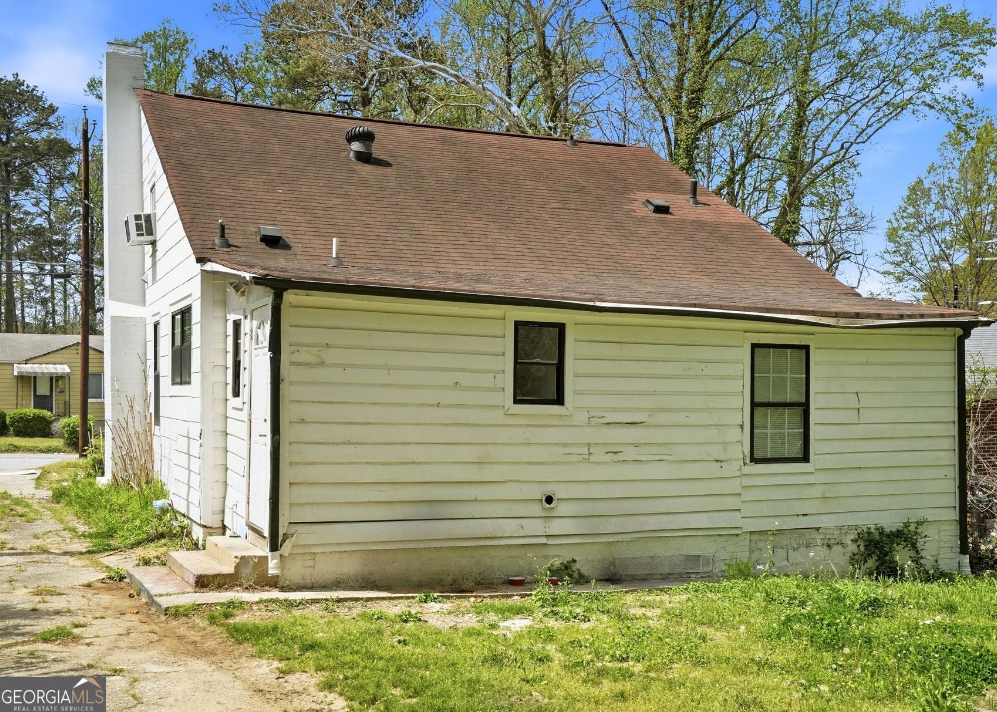 707 Francis Place NW Atlanta GA 30318