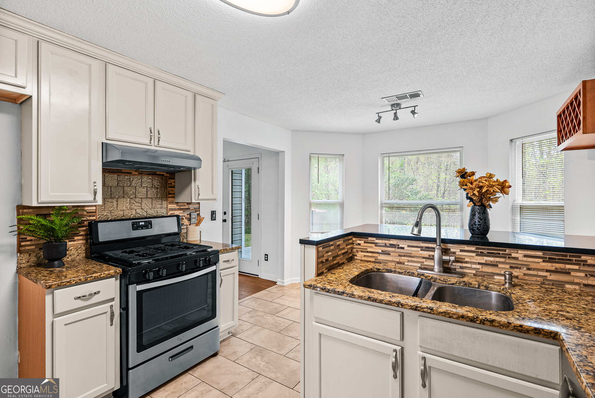 4360 Big Horn Pass Douglasville GA 30135