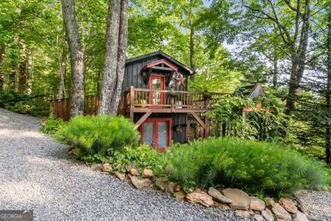 772 Double Knob Road Ellijay GA 30540