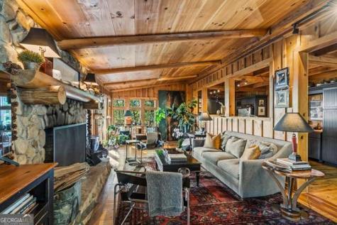 772 Double Knob Road Ellijay GA 30540