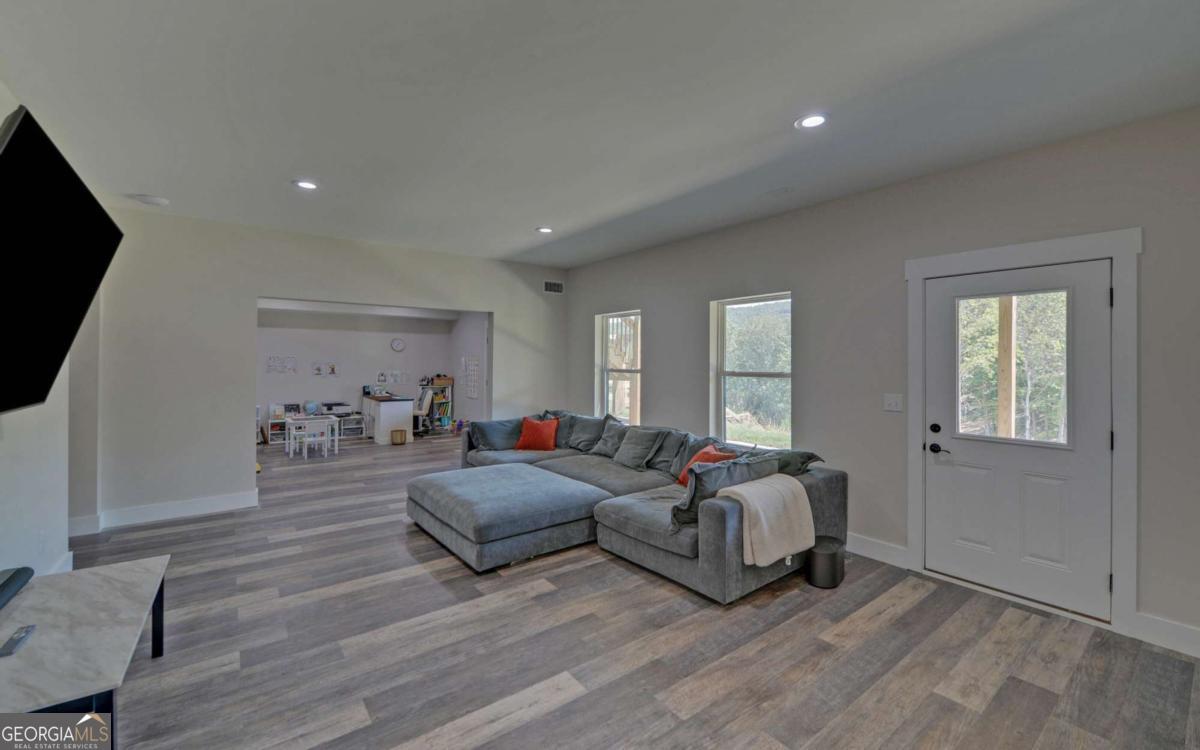 34 Stoneledge Circle Jasper GA 30143