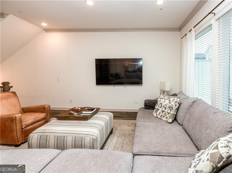 810 Kenway Avenue Alpharetta GA 30076