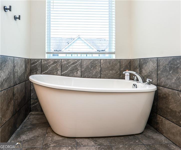 810 Kenway Avenue Alpharetta GA 30076