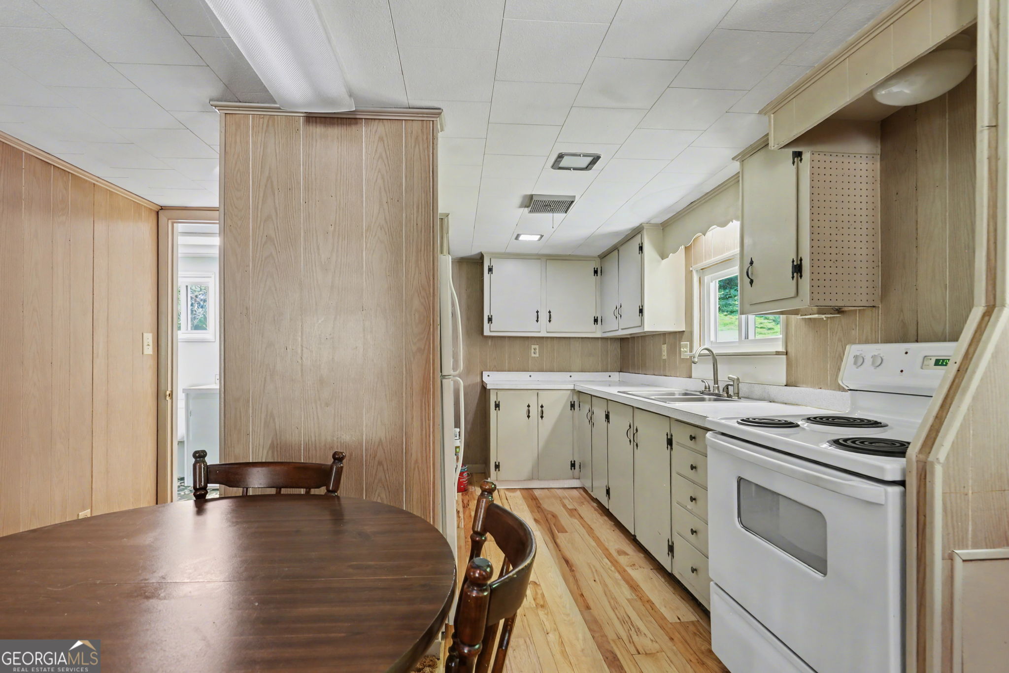 138 Taylors Chapel Road Rabun Gap GA 30568