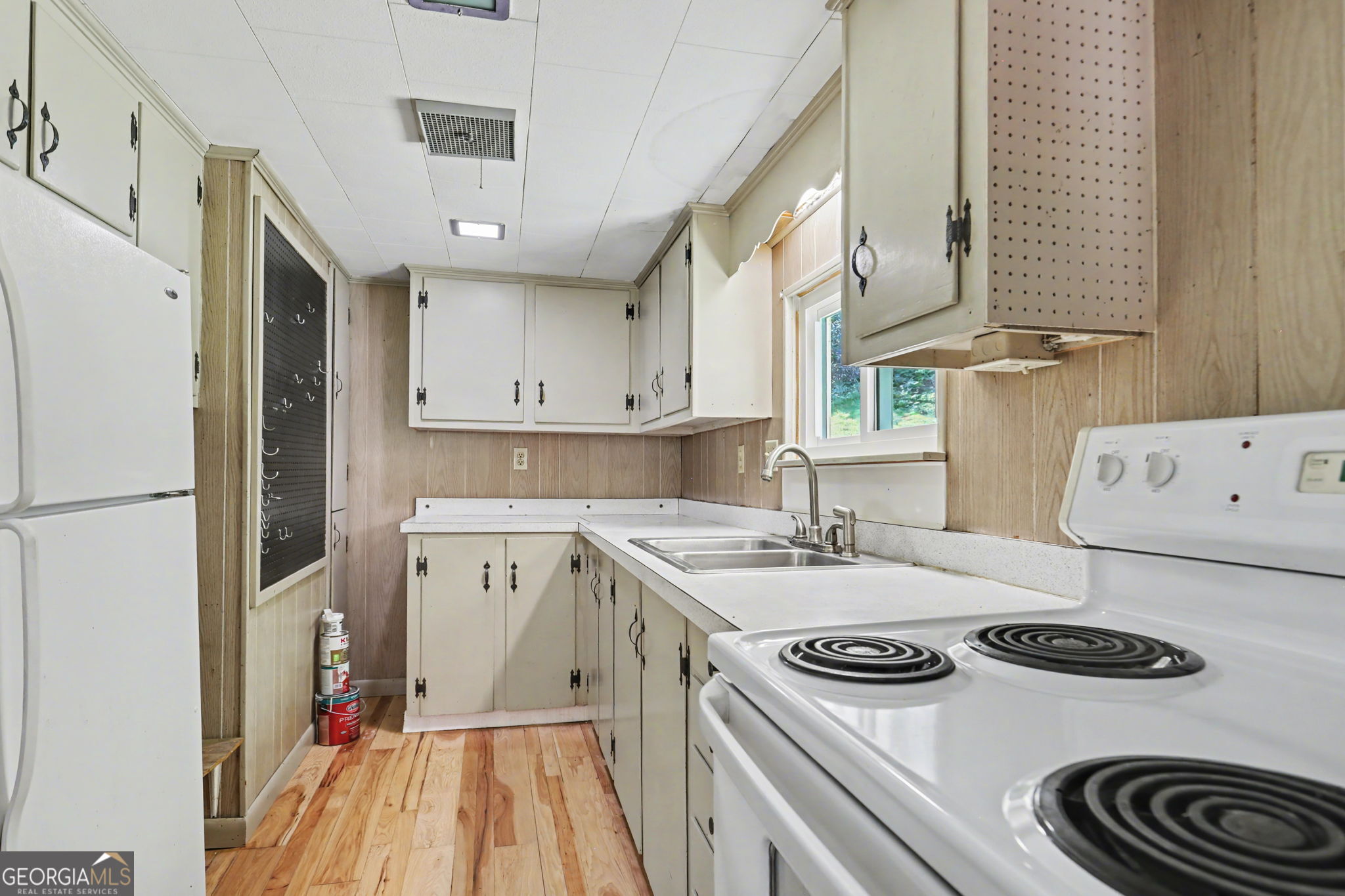 138 Taylors Chapel Road Rabun Gap GA 30568