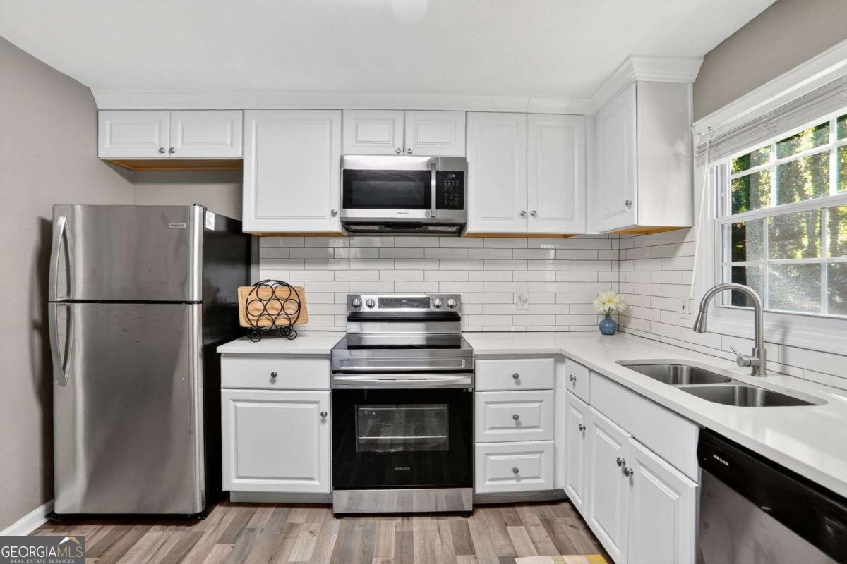 2019 Grant Road SW Atlanta GA 30331