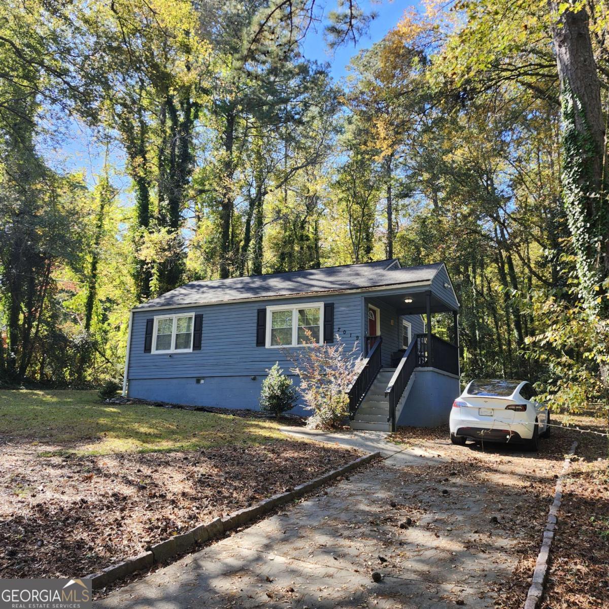 2019 Grant Road SW Atlanta GA 30331