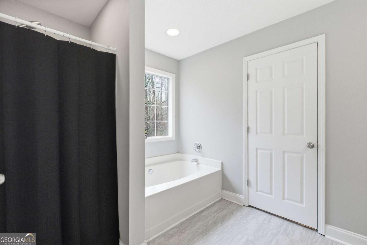 158 Ridge Lane Lula GA 30554