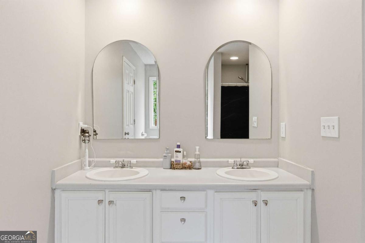 158 Ridge Lane Lula GA 30554