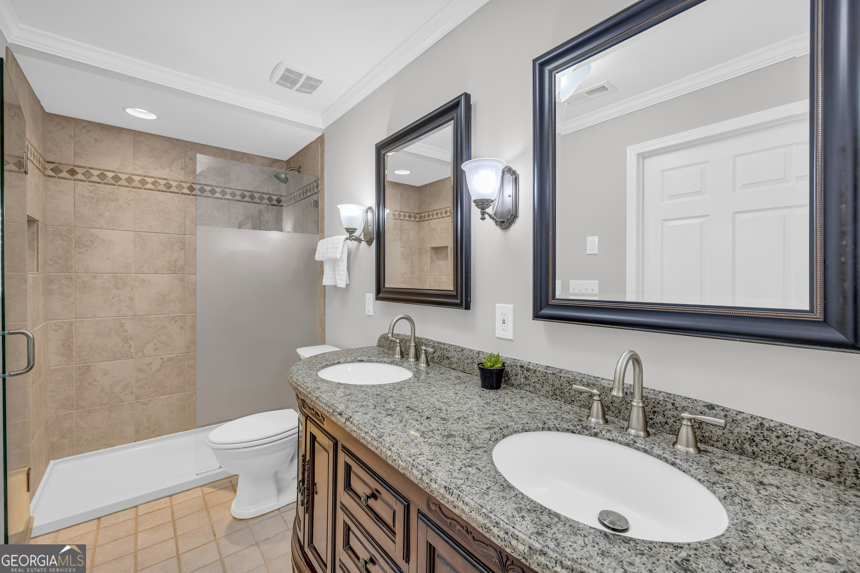 3252 Clairmont North NE Brookhaven GA 30329