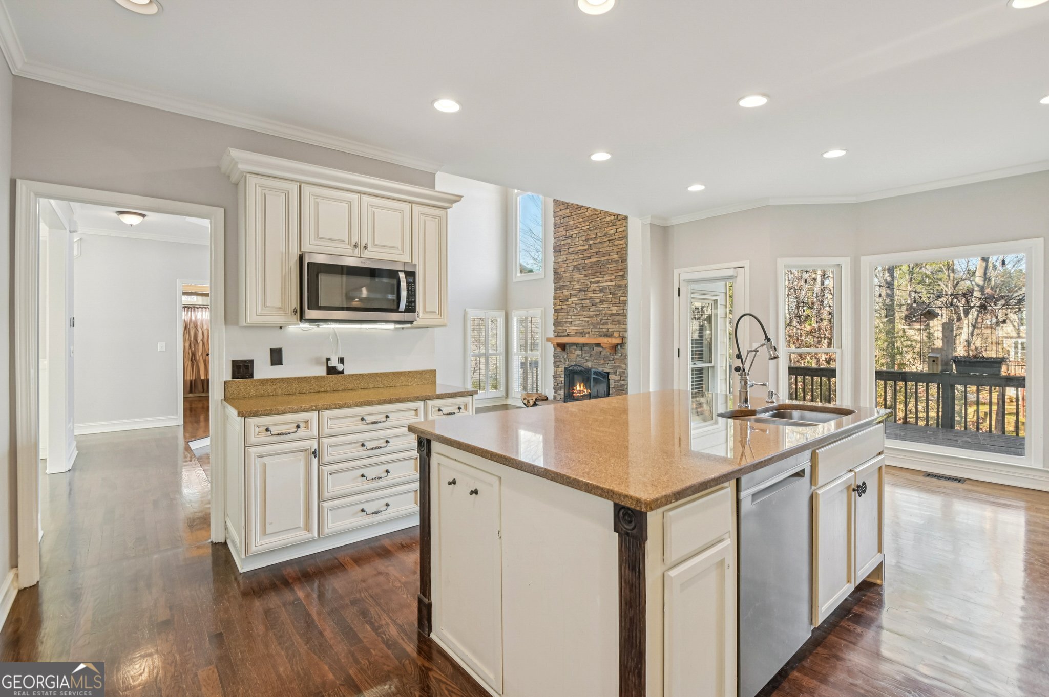 701 Whisper Wind Court Woodstock GA 30189