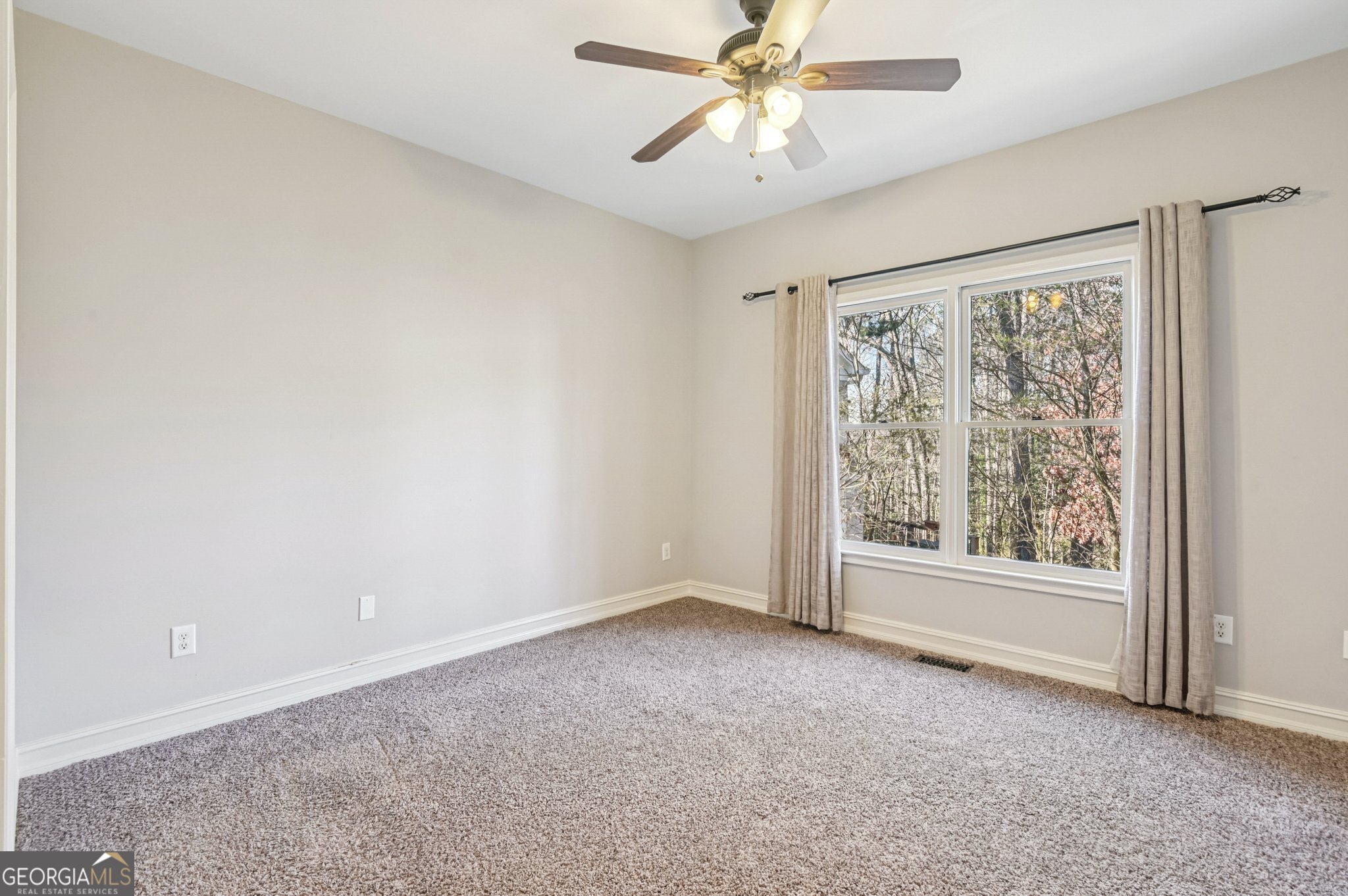 701 Whisper Wind Court Woodstock GA 30189