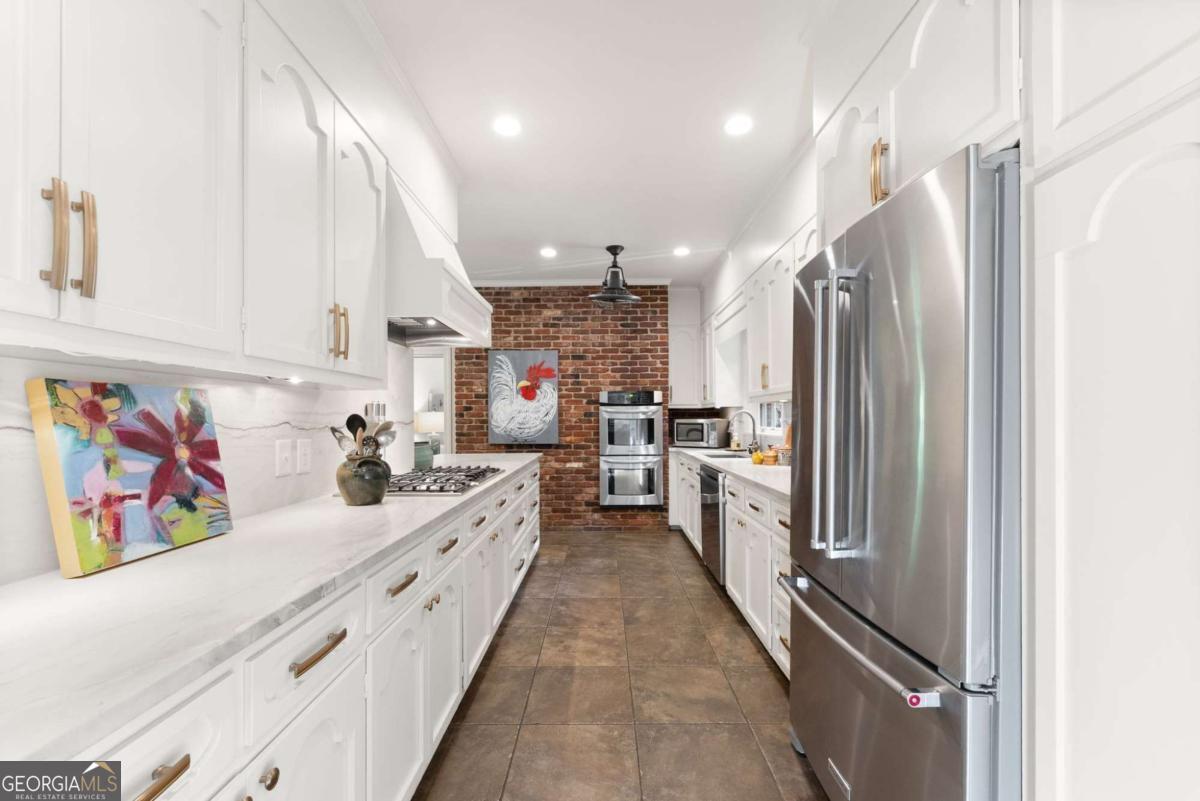 1812 Valley Road NE Gainesville GA 30501