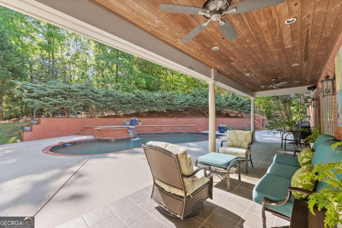 1812 Valley Road NE Gainesville GA 30501