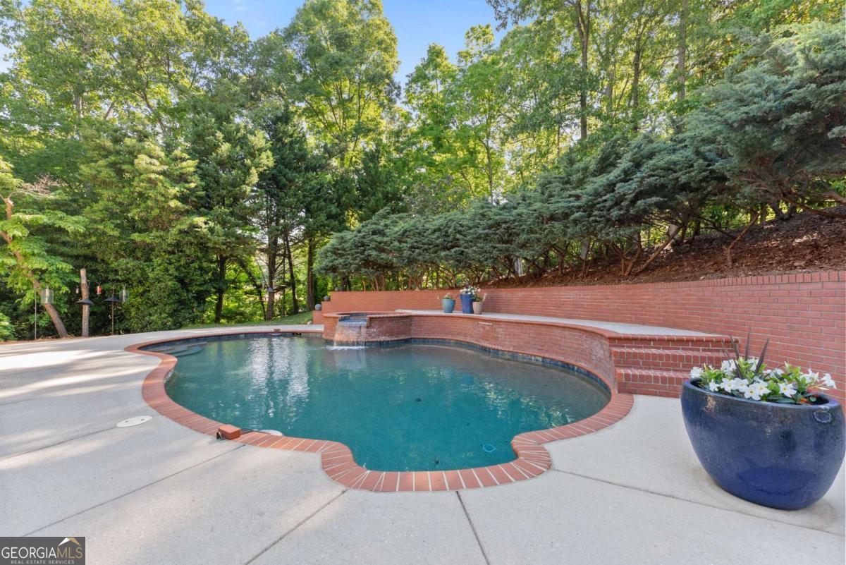 1812 Valley Road NE Gainesville GA 30501