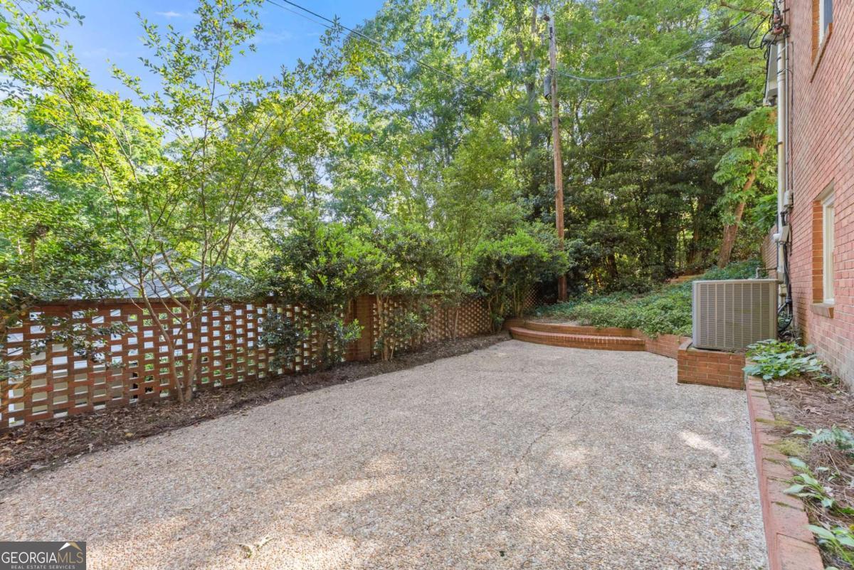 1812 Valley Road NE Gainesville GA 30501