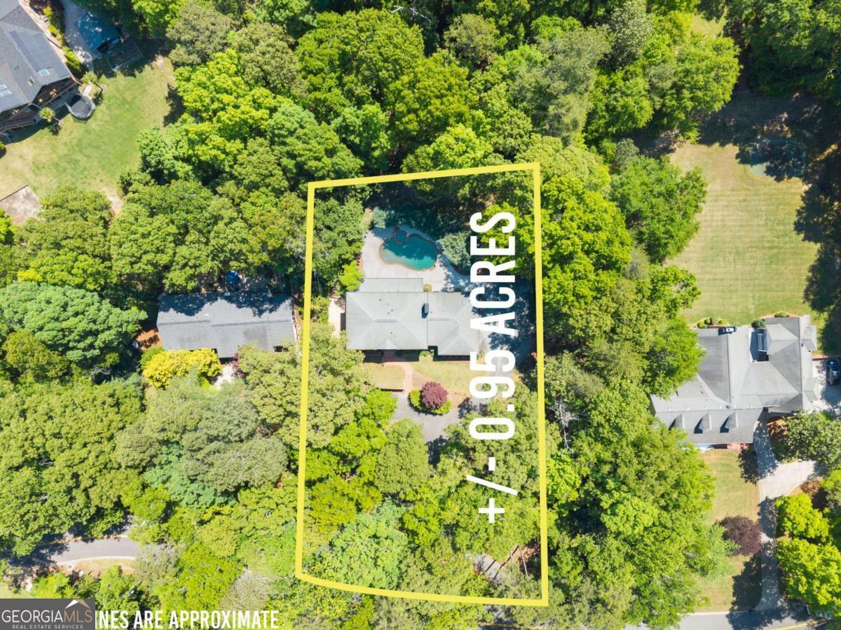 1812 Valley Road NE Gainesville GA 30501