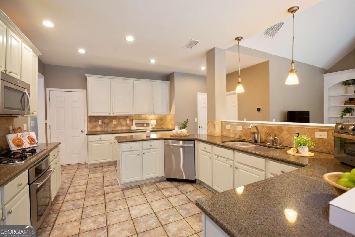1110 Bascomb Farm Drive Alpharetta GA 30009