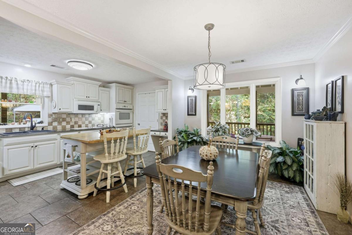 136 Ross Road Mineral Bluff GA 30559