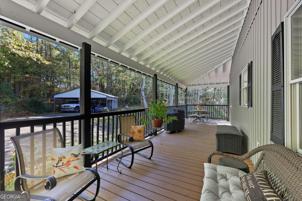 136 Ross Road Mineral Bluff GA 30559