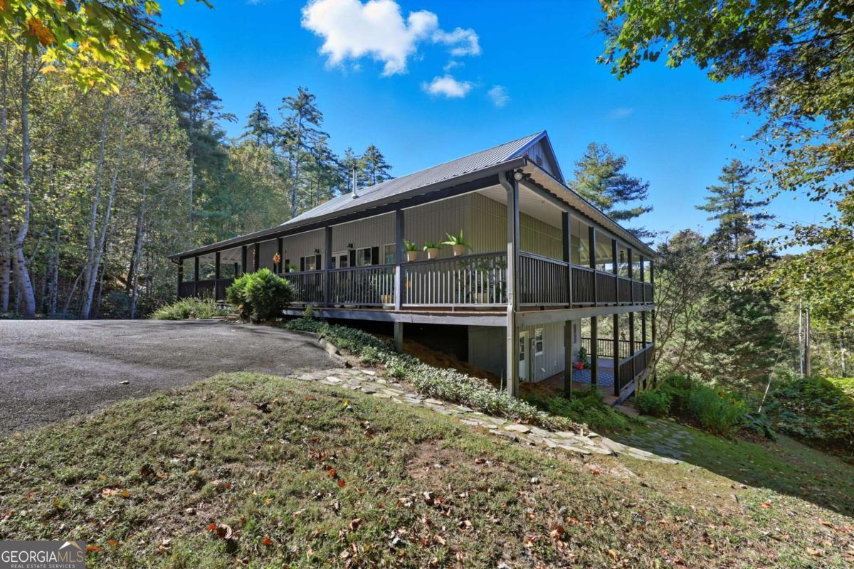 136 Ross Road Mineral Bluff GA 30559