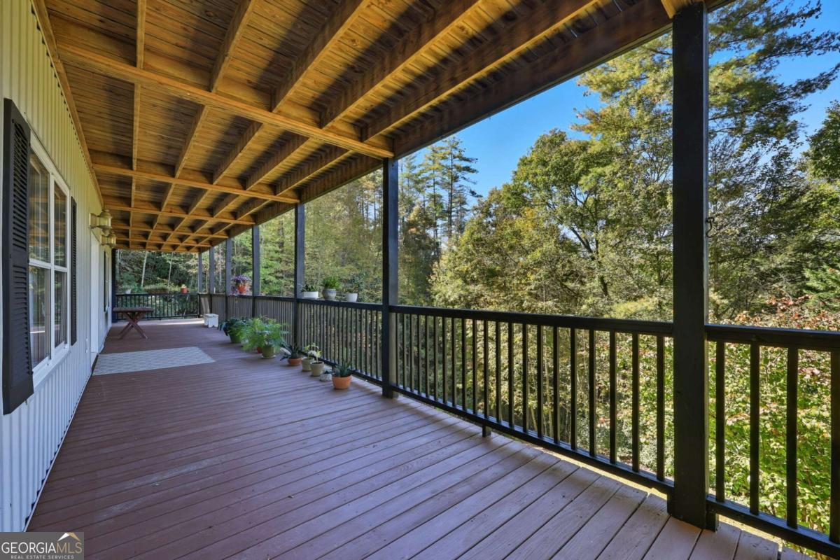 136 Ross Road Mineral Bluff GA 30559