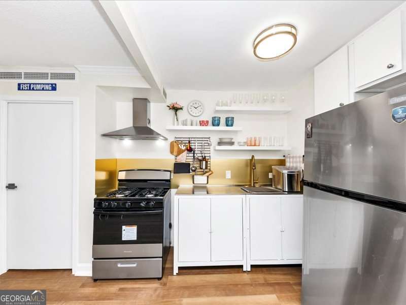 2285 Peachtree Road NE Atlanta GA 30309