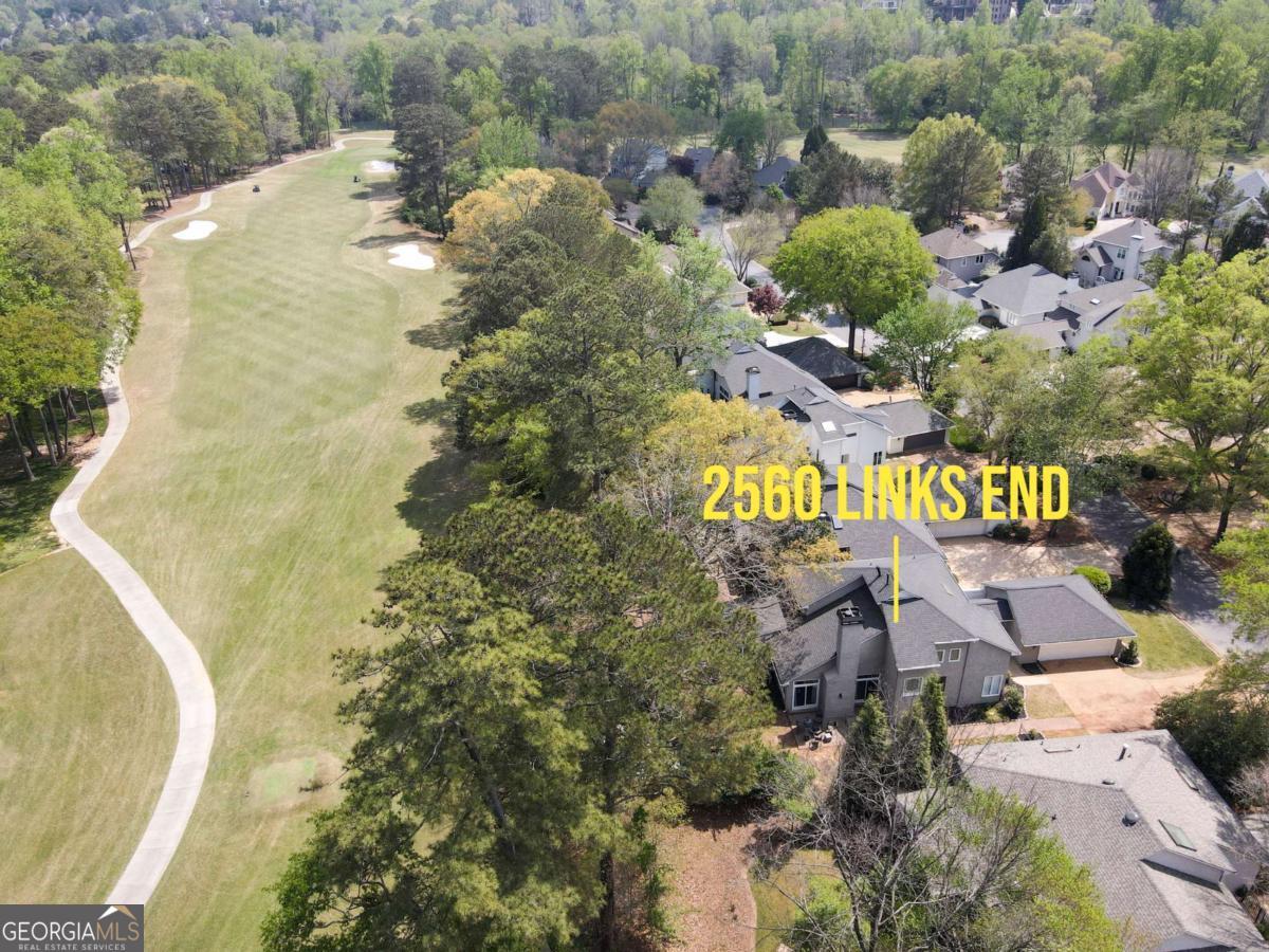 2560 Links End Roswell GA 30076
