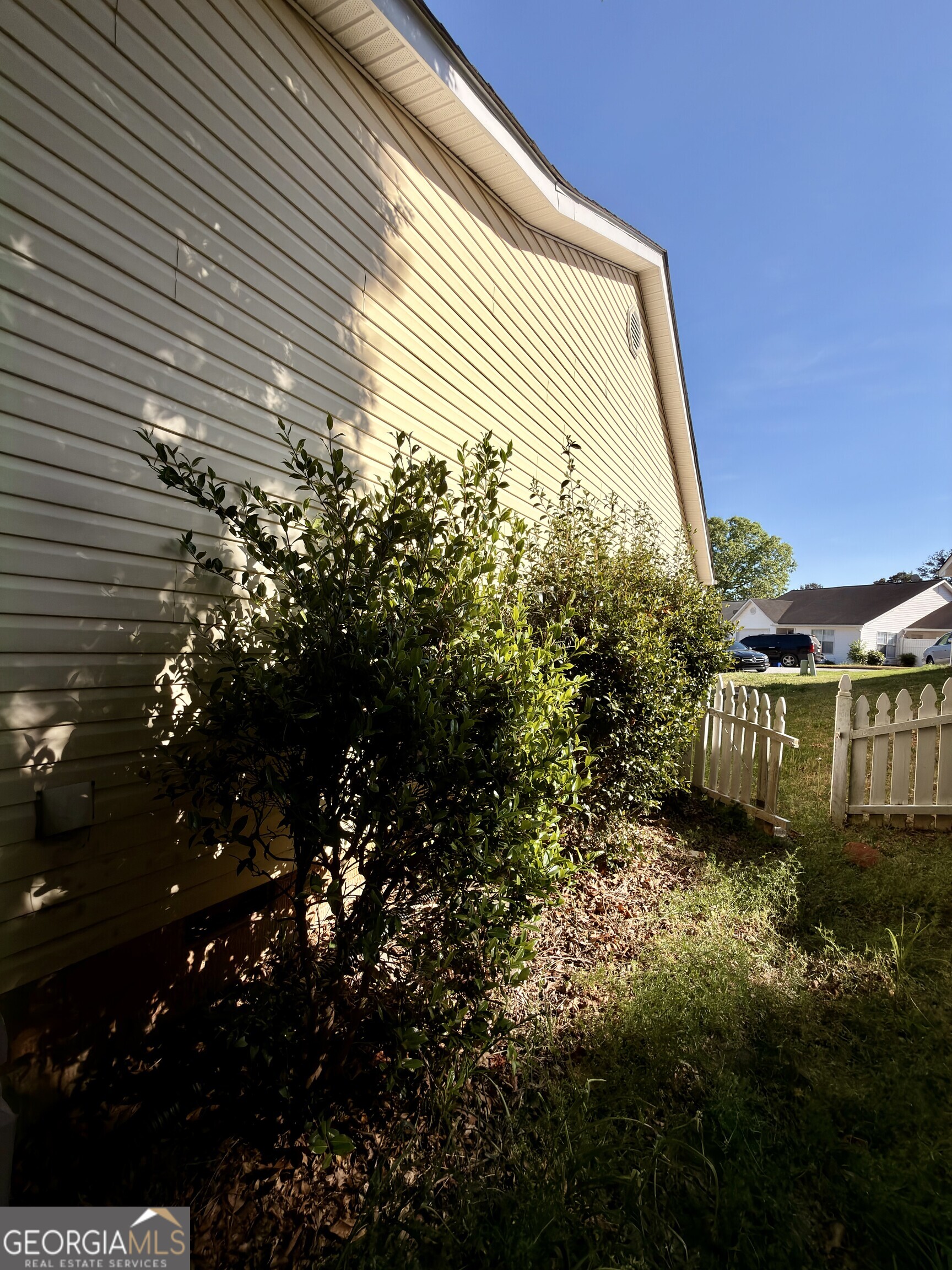 235 Oak Circle N Stockbridge GA 30281