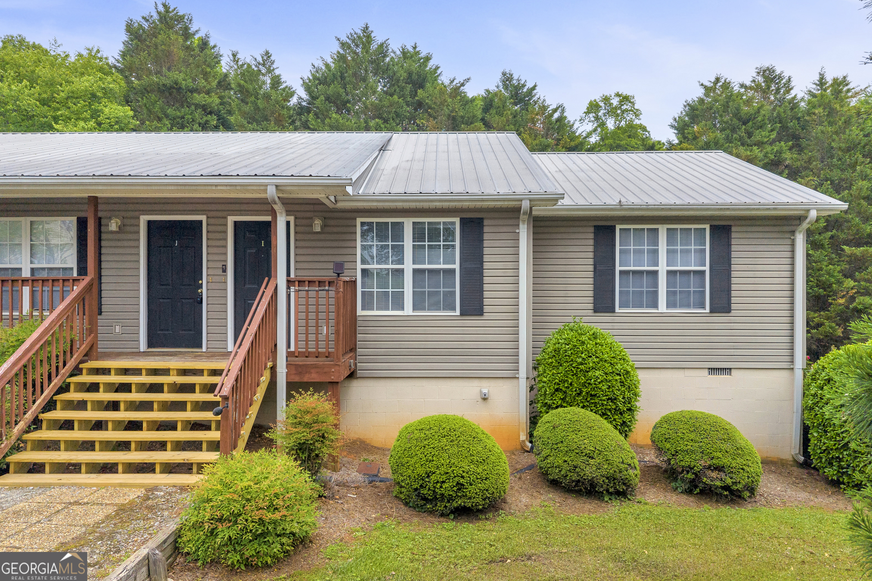 683 Grant Street Clarkesville GA 30523