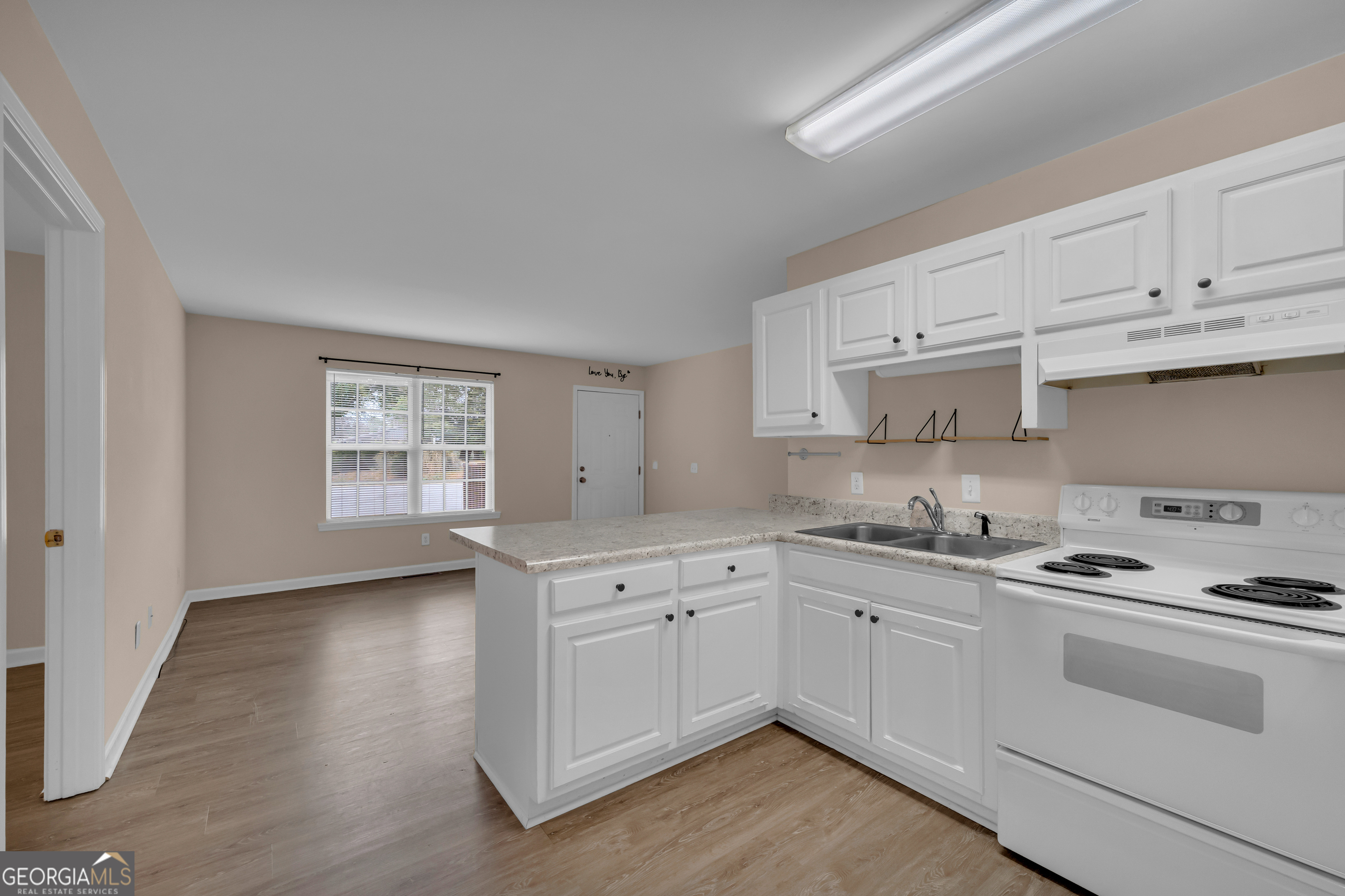 683 Grant Street Clarkesville GA 30523