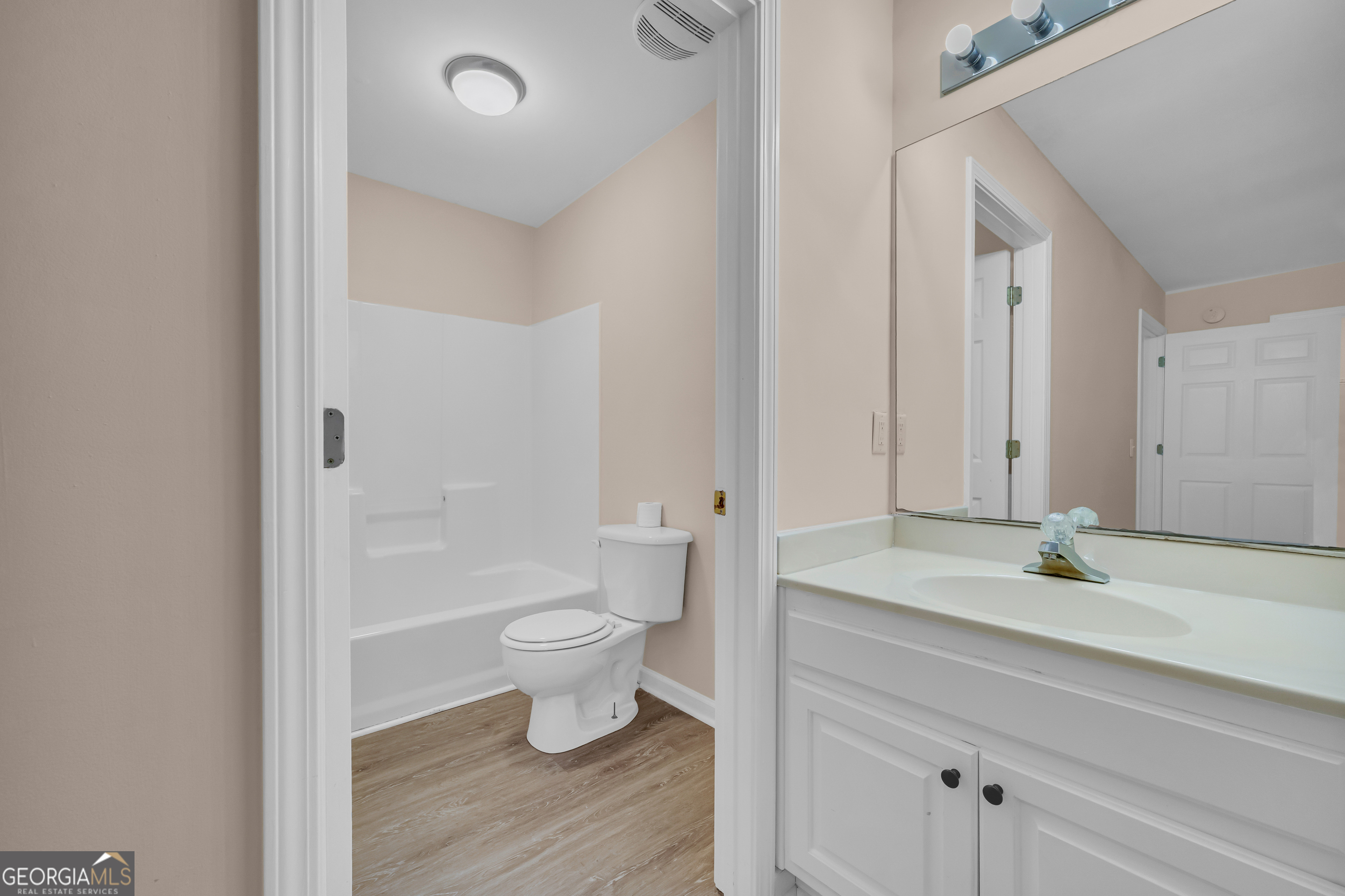 683 Grant Street Clarkesville GA 30523