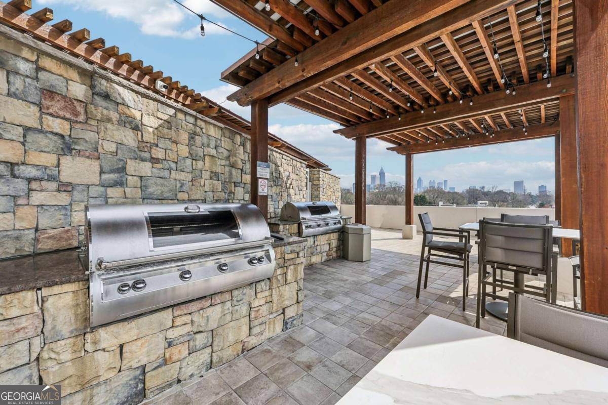 270 17th Street NW Atlanta GA 30363