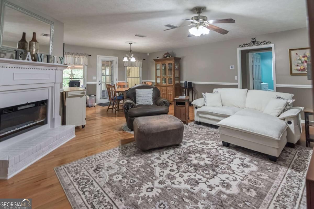 200 Sullivan Circle Pine Mountain GA 31822