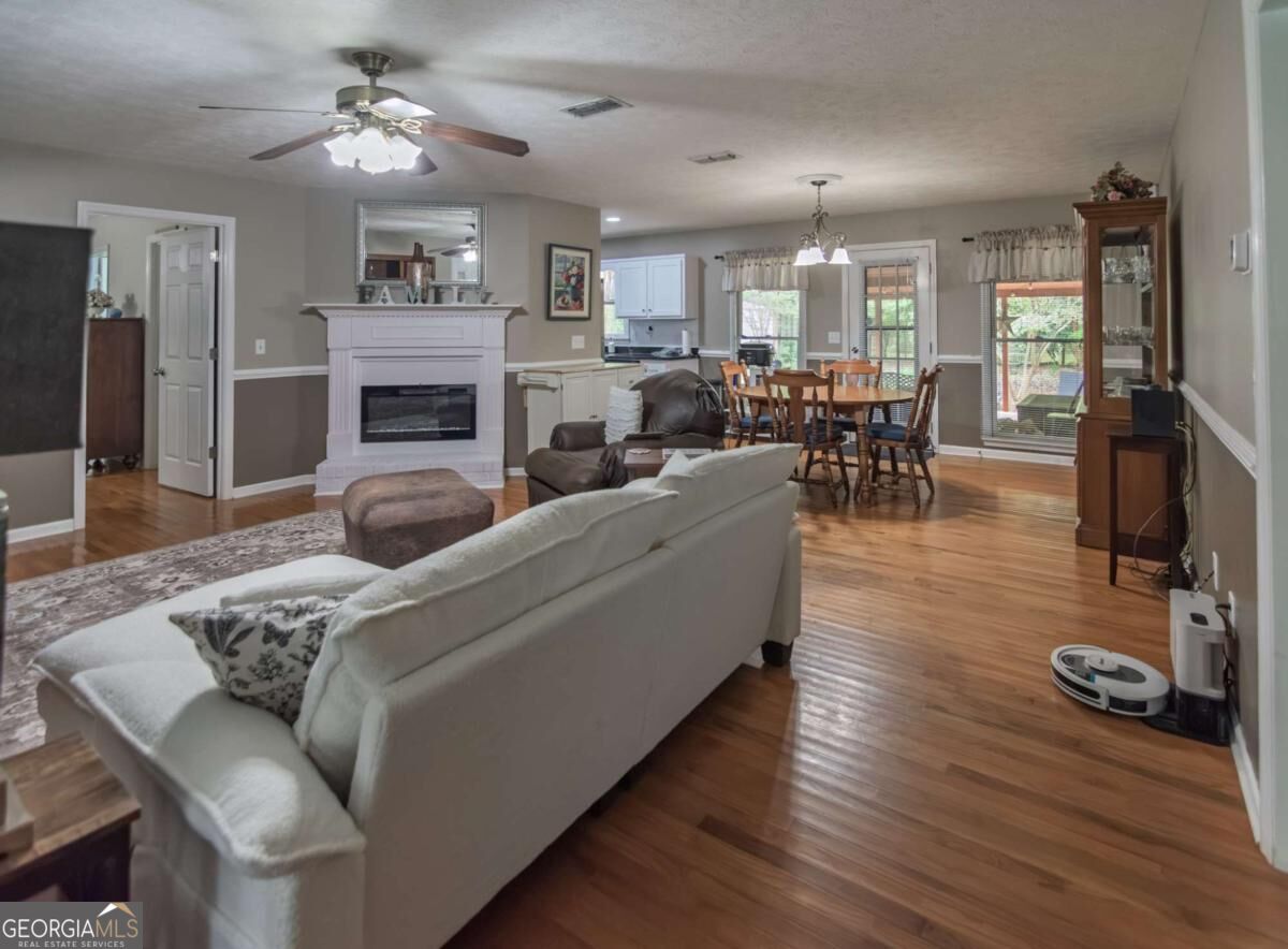 200 Sullivan Circle Pine Mountain GA 31822