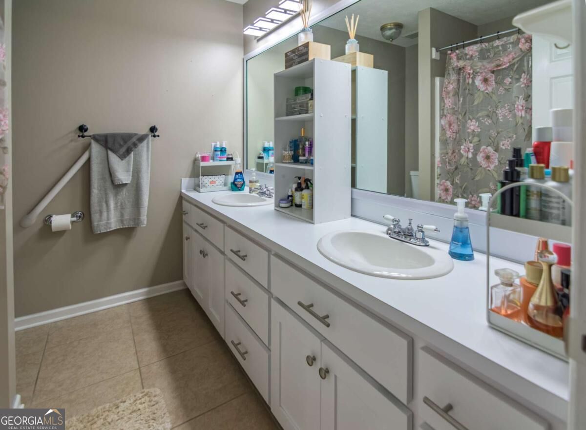 200 Sullivan Circle Pine Mountain GA 31822