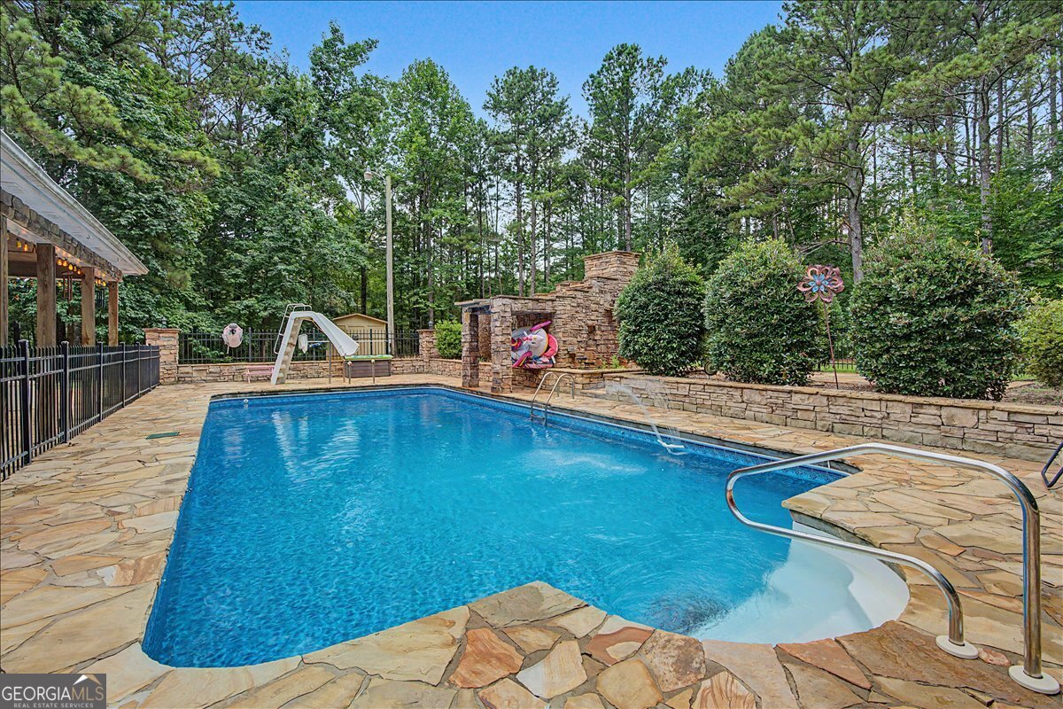 75 N Raburn Road Bremen GA 30110